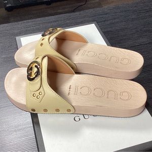 Gucci sandals